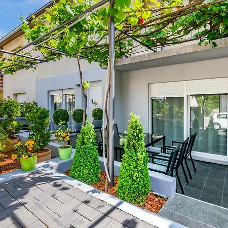 Lavanda Maslina - New Luxury Apartments بولا المظهر الخارجي الصورة