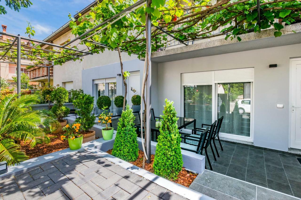 Lavanda Maslina - New Luxury Apartments بولا المظهر الخارجي الصورة